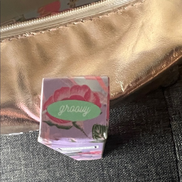 WINKY LUX Disco Gloss - Vibrant Pink - Picture 2 of 2